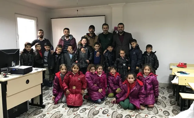 Palu Akpartili Gençler Öğrencileri Sevindirdi