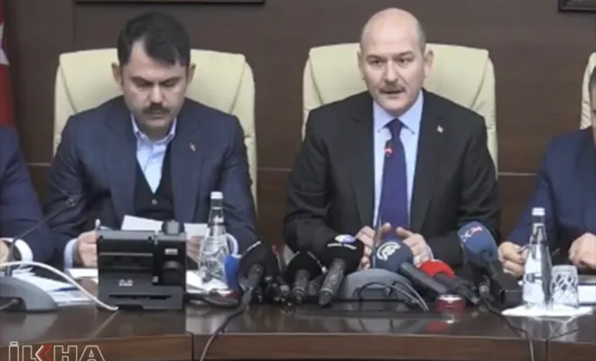 Üç Bakan Elazığ'daki depremle ilgili son bilgileri paylaştı 
