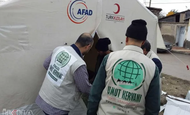 Bingöl Umut Kervanı’ndan Elazığ’a yardım 
