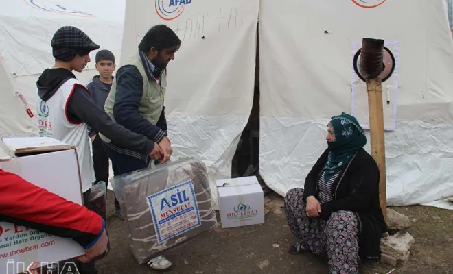 IHO-EBRAR deprem bölgesine yardımlarını ulaştırdı 