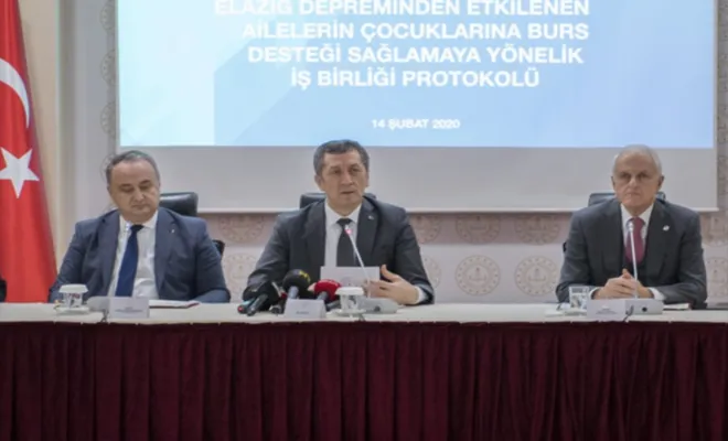 Elâzığ merkezli depremde zarar gören ailelerin çocuklarına eğitim bursu desteği 