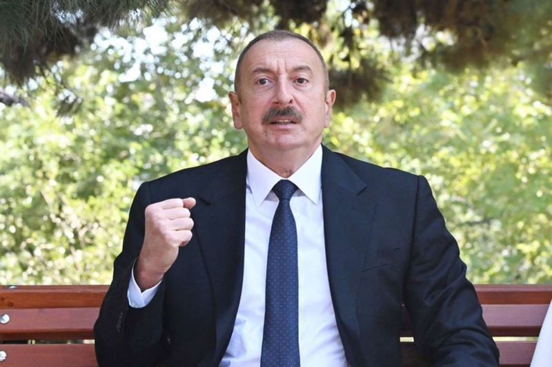 Azerbaycan Cumhurbaşkanı Aliyev "zafer" konuşması yaptı