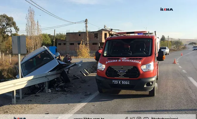 Kovancılar`da kontrolden çıkan araç bariyere ok gibi saplandı 