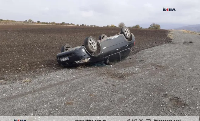 Palu`da Kontrolden çıkan otomobil takla attı: 2 yaralı 
