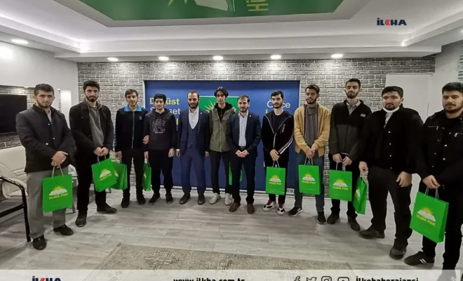 HÜDA PAR Elazığ’da “Gençlik Kuşaklara Sığmaz” etkinliği düzenledi 