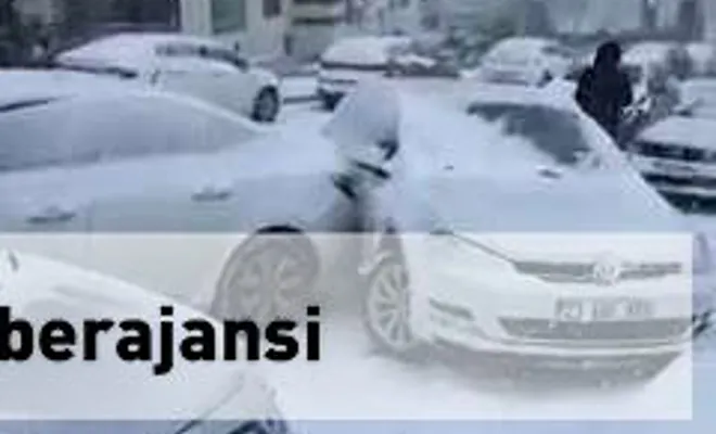 Elazığ’da kar yağışı nedeniyle onlarca araç birbirine girdi 