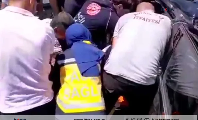 Kovancılar`da Otomobil ile pikap kafa kafaya çarpıştı: 1 yaralı 