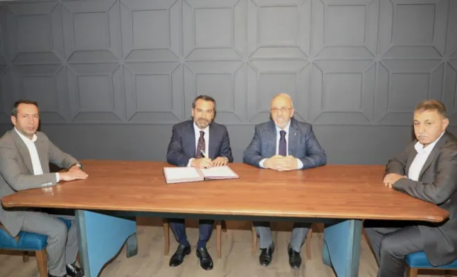 Fırat Hayvan Ürünleri Tedarik Ve Ticaret Merkezi İçin İmzalar Atıldı