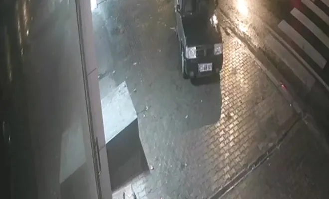 Kovancılar'da kaza güvenlik kamerasına yansıdı 