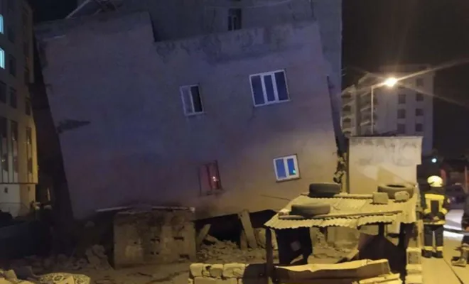 Bakan Kurum: Orta hasarlı binaları da ağır hasarlı kabul edeceğiz 