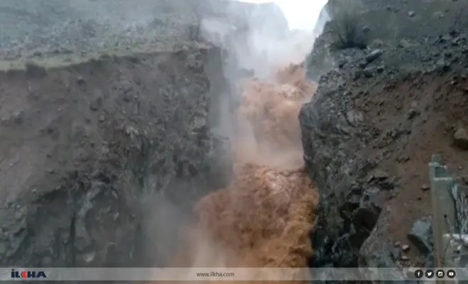 Yağan yağmur Alacakaya Sori Şelalesini Coşturdu